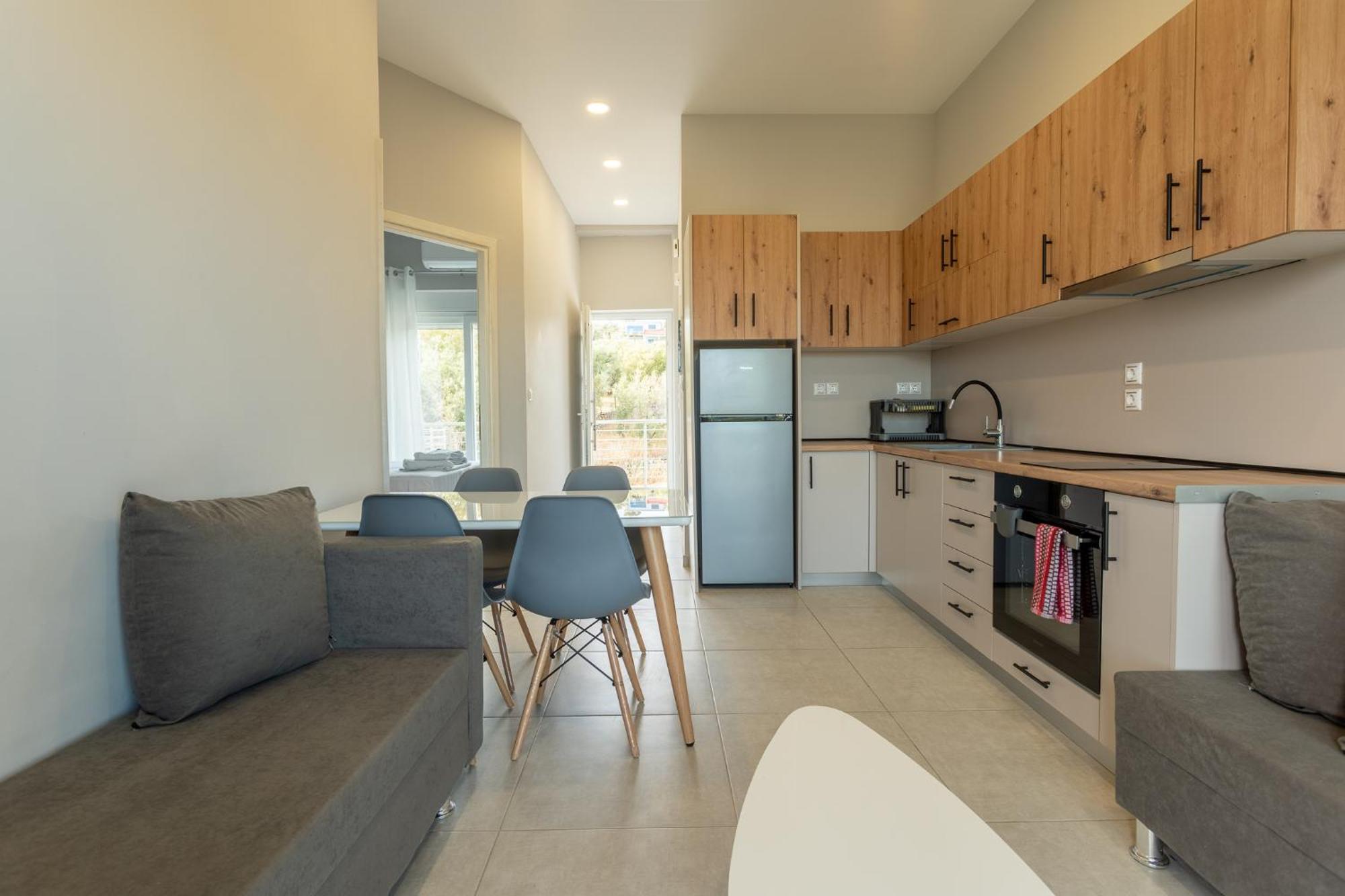 Blue Waves Luxury Suites By The Sea Plomari エクステリア 写真